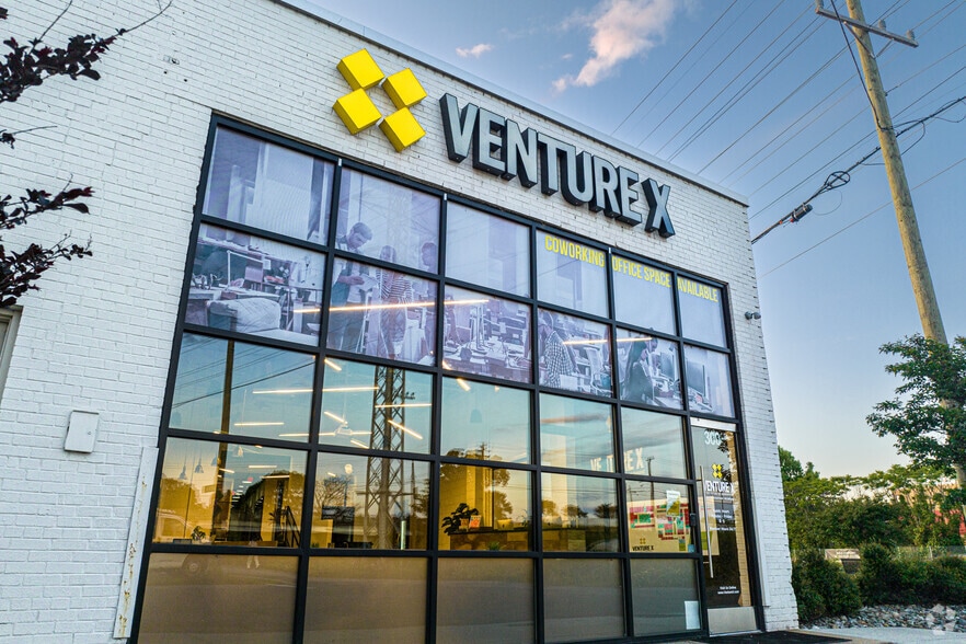 Primary Photo Of 1806 Summit Ave, Richmond Coworking Space