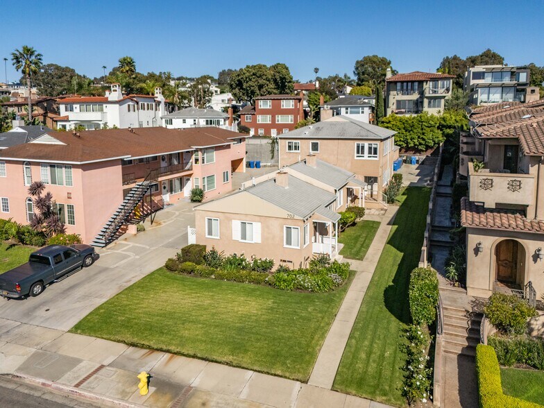 More Photos Of 702 S Pacific Coast Hwy, Redondo Beach Multifamily For Sale