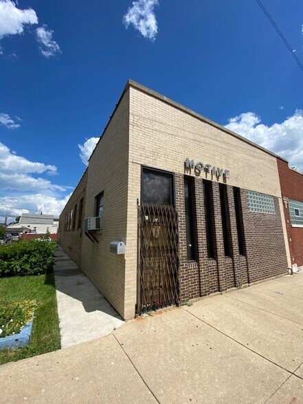 2107 N Cicero Ave Unit 2109  
