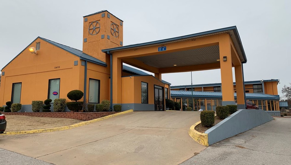 More Photos Of 5405 N Lincoln Blvd, Oklahoma City Hotel For Sale