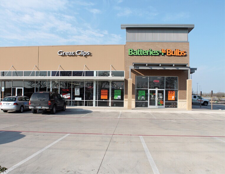 More Photos Of 631 N Harvey Mitchell Pky, Bryan Unknown For Lease