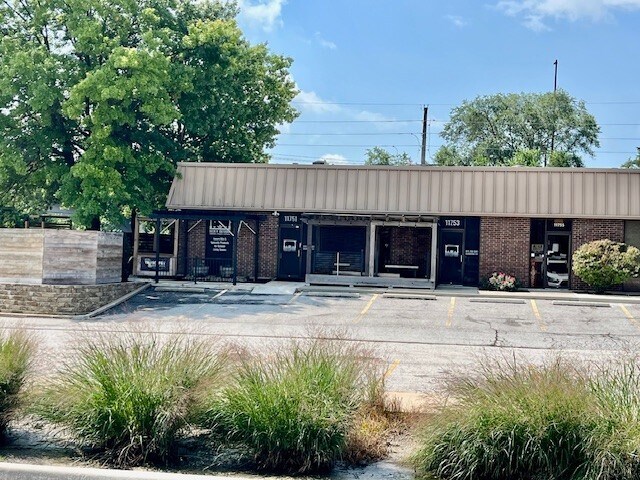 Primary Photo Of 11751-11767 W 86th Ter, Lenexa Warehouse For Lease