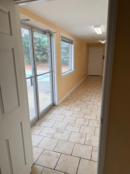 More Photos Of 4414 Old Railroad Bed Rd, Harvest General Retail For Lease