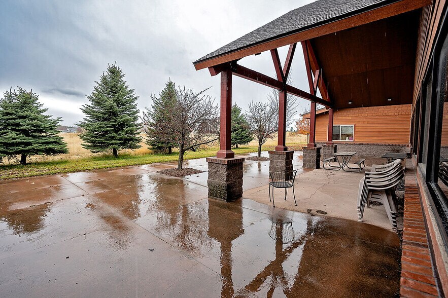 More Photos Of 6701 N Idaho Rd, Newman Lake Lodge Meeting Hall For Sale