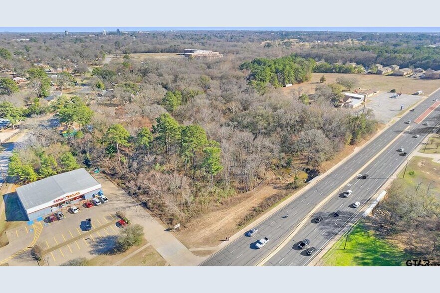 More Photos Of 1405 N Northwest Loop 323, Tyler Land For Sale