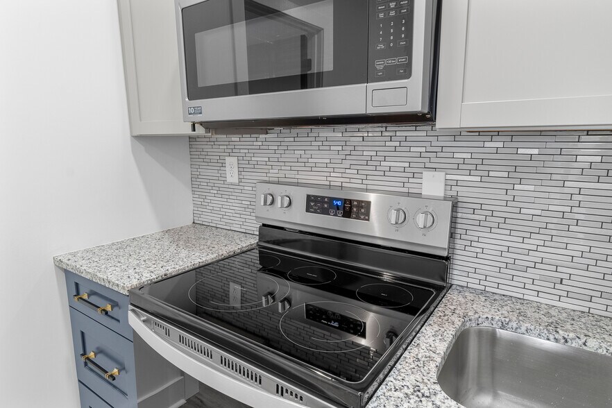 More Photos Of 530 E Burnett Ave, Louisville Multifamily For Sale