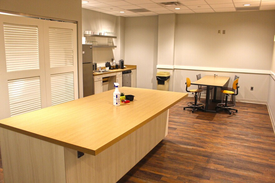 More Photos Of 95 W 32nd St, Winston-Salem Medical For Lease