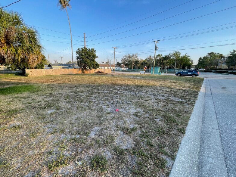 More Photos Of 516 9th avenue west ave, Bradenton Land For Sale