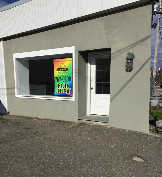 More Photos Of 166 Shore Rd, Port Washington Storefront Retail Office For Sale