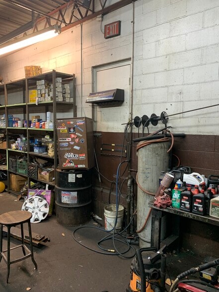 More Photos Of , Broomall Flex For Sale