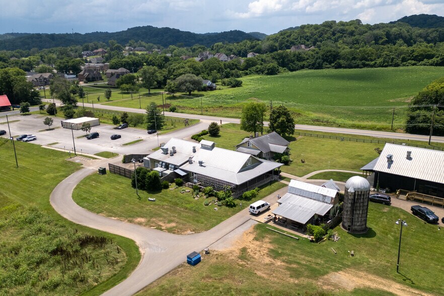 More Photos Of 4125 Whites Creek Pike, Whites Creek Unknown For Lease