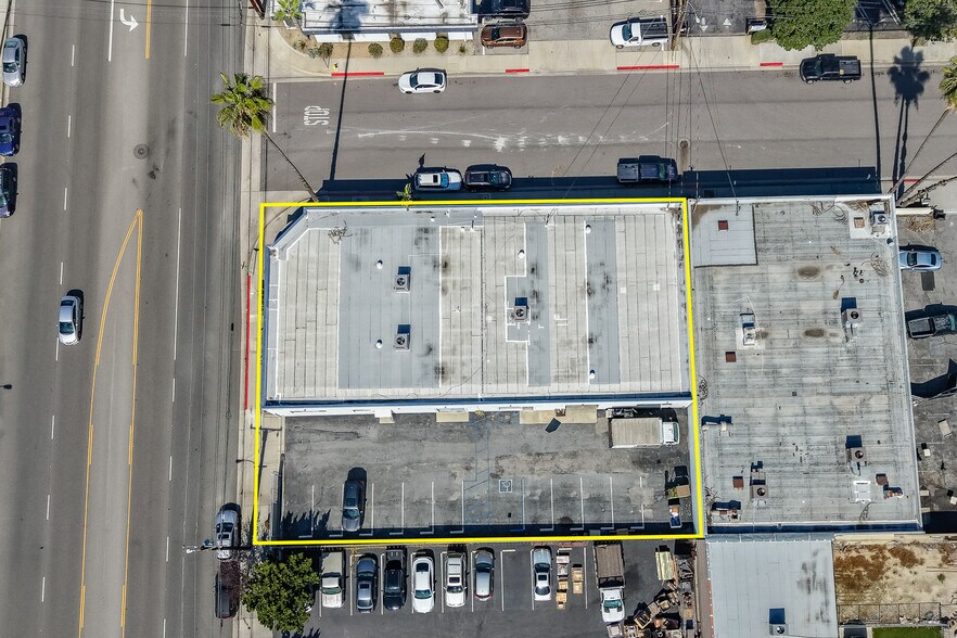 More Photos Of 2000 S Myrtle Ave, Monrovia Service For Lease