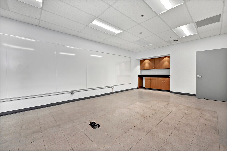 More Photos Of 161-199 N Capitol Blvd, Boise Loft Creative Space For Lease