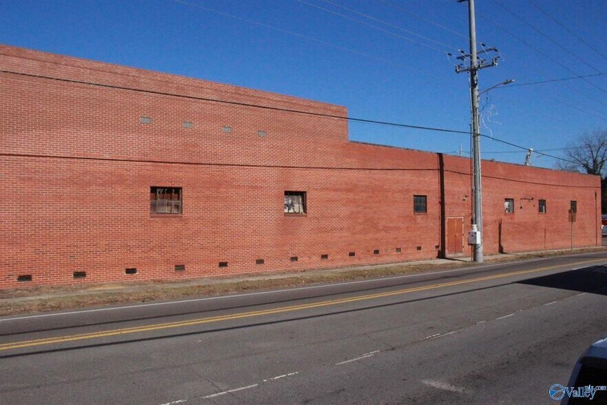 Primary Photo Of 302 W Willow St, Scottsboro Warehouse For Sale