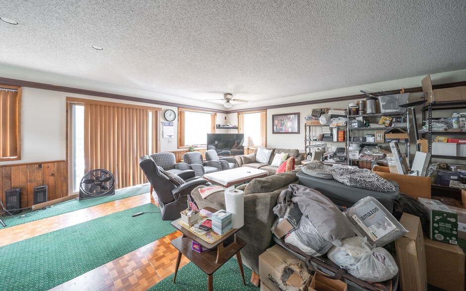 More Photos Of 812 S Bishop Ave, Rolla Hotel For Sale