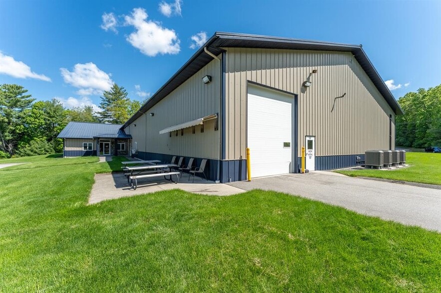 More Photos Of 51 Ridge Rd, Putnam Industrial For Lease