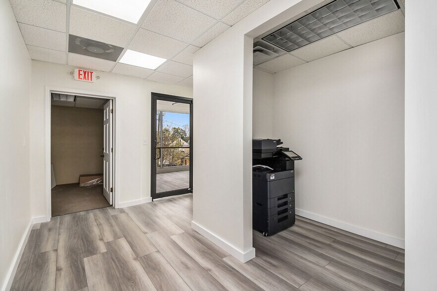 More Photos Of 45 South Ave SE, Marietta Loft Creative Space For Lease