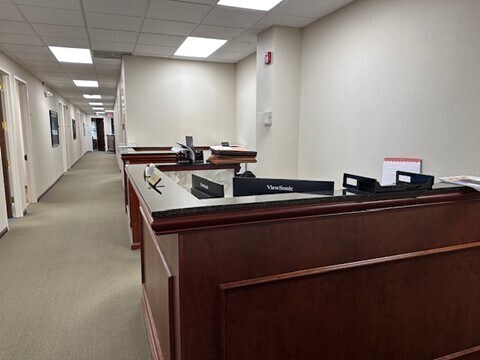 More Photos Of 225 Old Country Rd, Melville Office For Sale