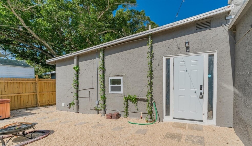 More Photos Of 1668 28th Ave N, Saint Petersburg Multifamily For Sale