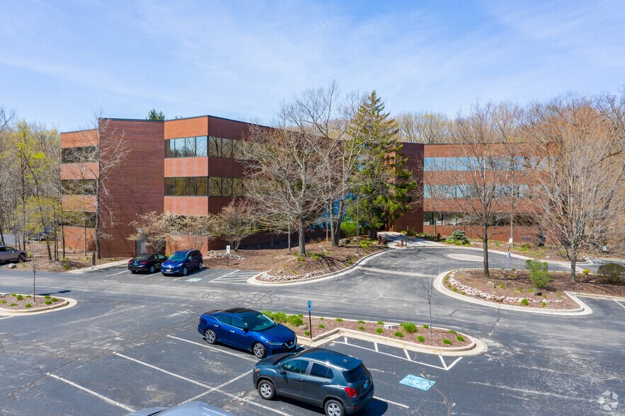 Primary Photo Of 13555 Bishops Ct, Brookfield Office For Lease