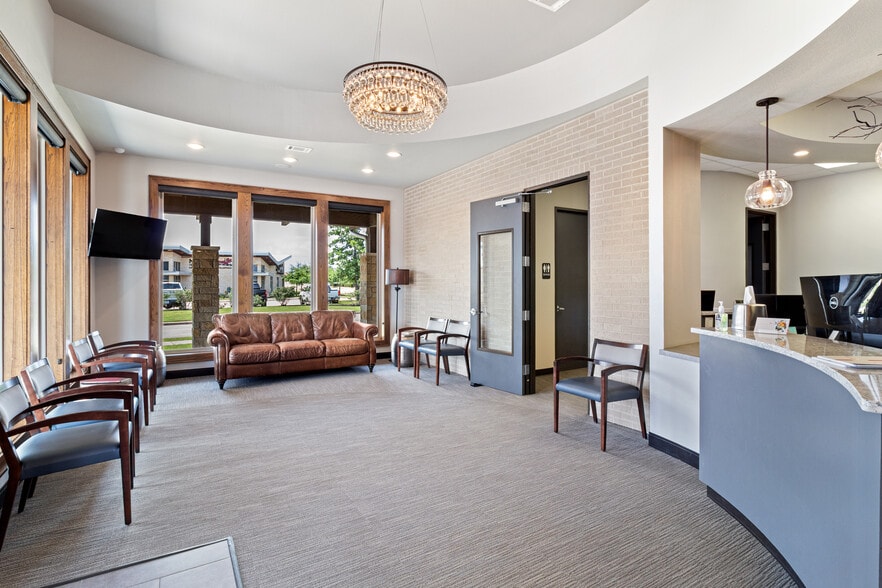 More Photos Of 4528 Mills Park Cir, College Station Office For Sale