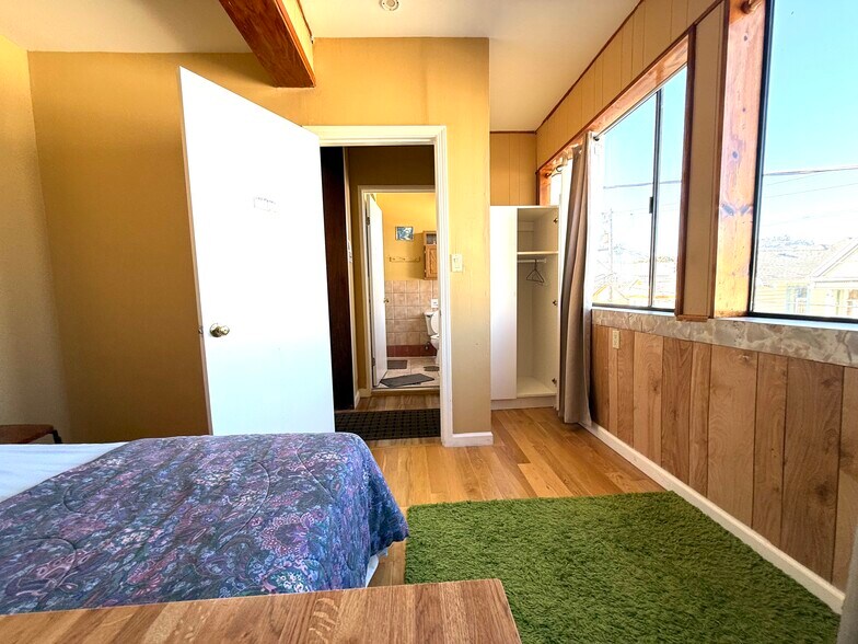 More Photos Of 4442 Mission St, San Francisco Storefront Retail Office For Sale