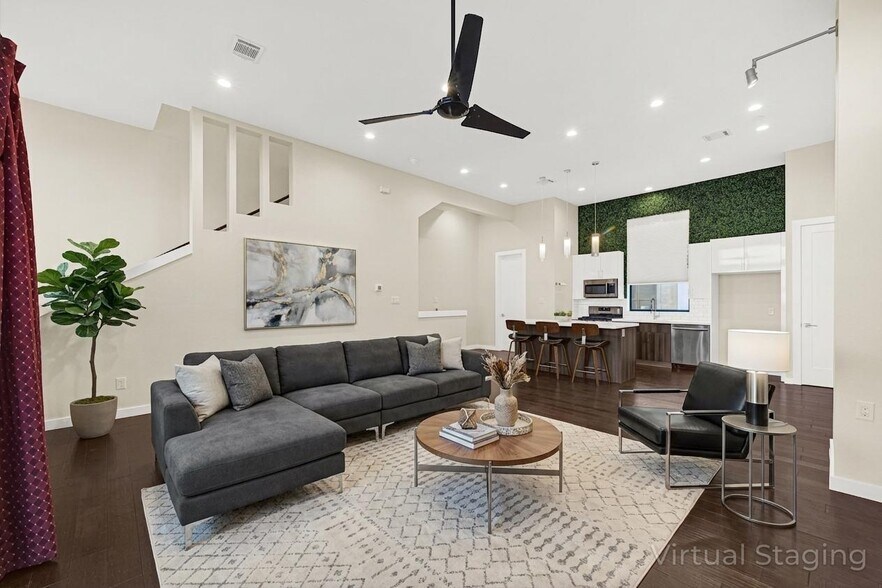 More Photos Of 2317 Eagle St, Houston Specialty For Sale