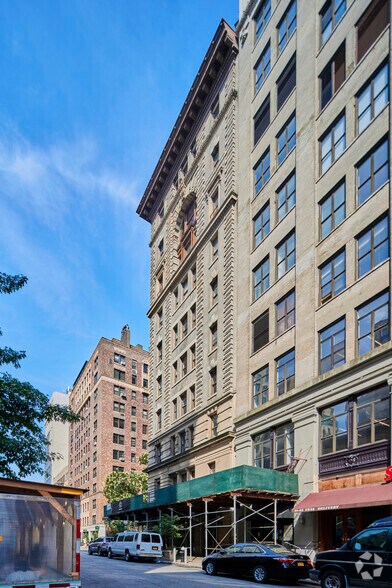 More Photos Of 99 University Pl, New York Office For Lease