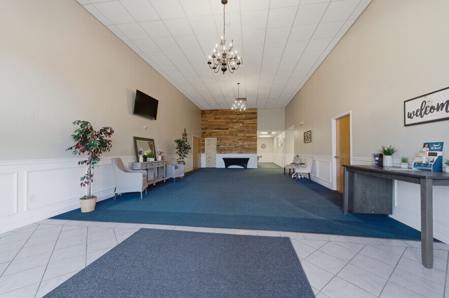 More Photos Of 2744 Red Lion Rd, Bear Religious Facility For Lease