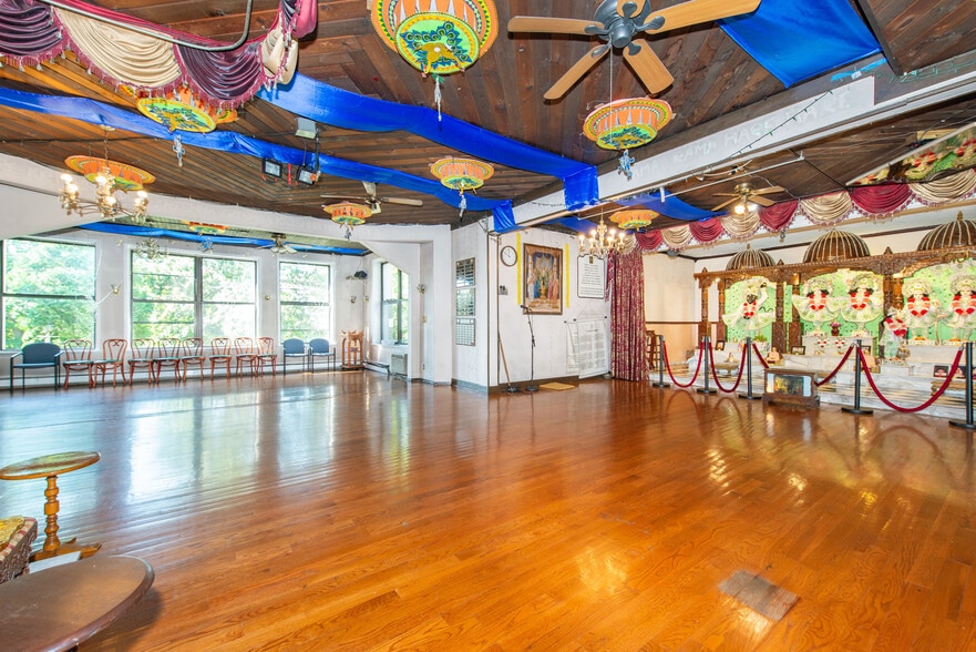 More Photos Of 100 Jacksonville Rd, Towaco Religious Facility For Sale
