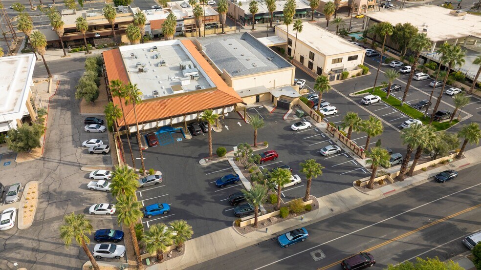More Photos Of 431 S Palm Canyon Dr, Palm Springs Office For Sale