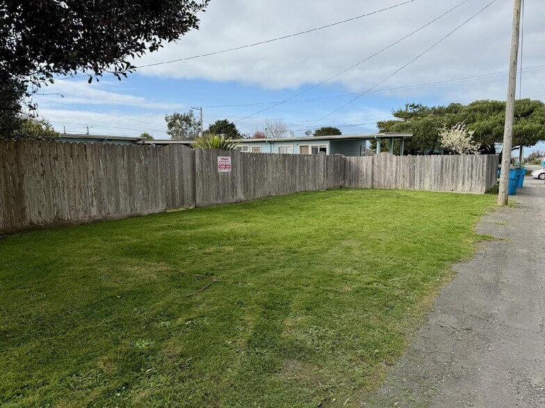 More Photos Of 2805 California St, Eureka Apartments For Sale