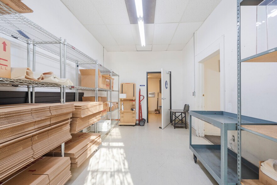 More Photos Of 159-165 S Western Ave, Los Angeles Loft Creative Space For Lease