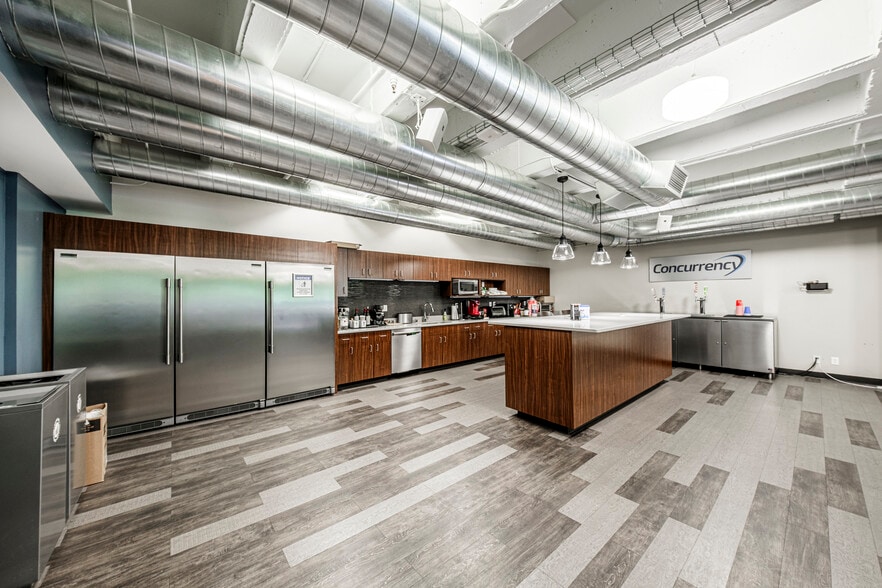 More Photos Of 13600 Bishops Ct, Brookfield Office For Lease