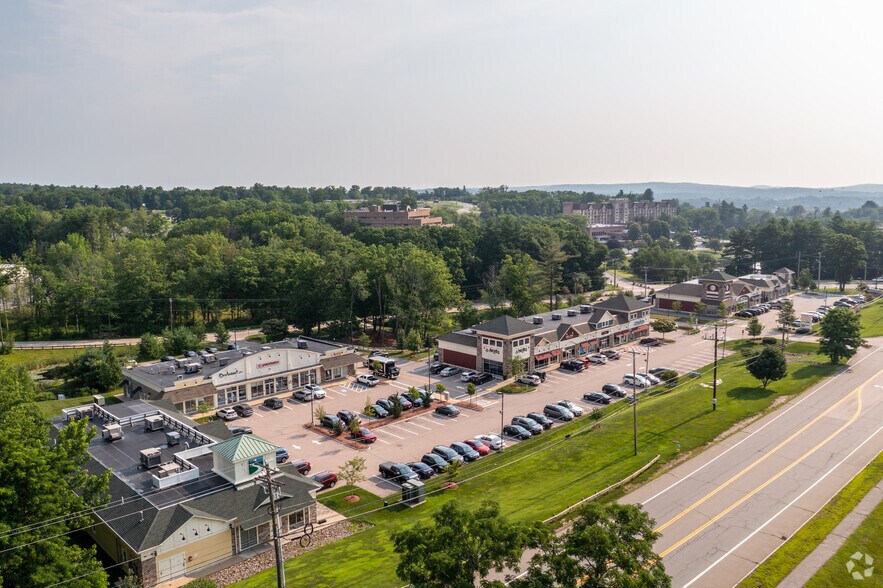 More Photos Of 102-116 Spit Brook Rd, Nashua General Retail For Lease