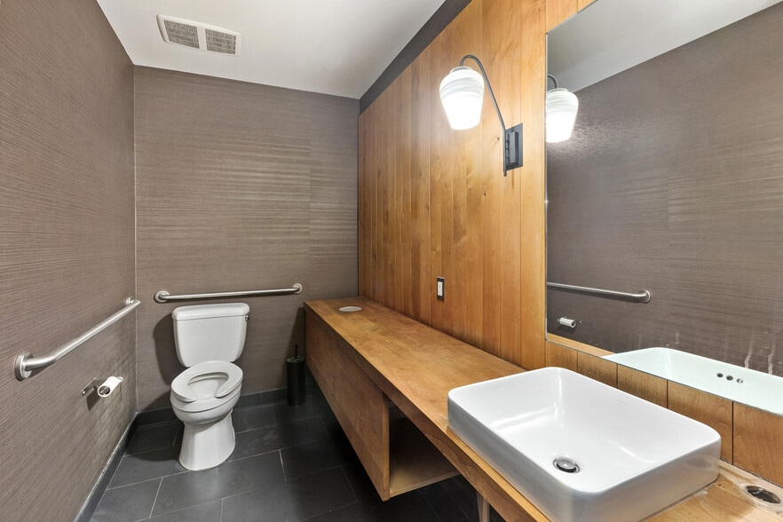 More Photos Of 373-377 Broadway St, San Francisco Apartments For Lease