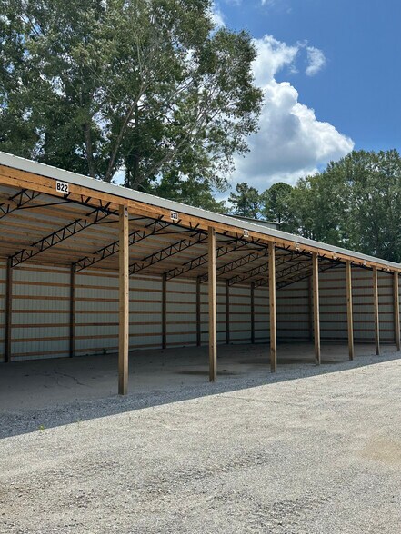More Photos Of 825 Airport Dr, Alexander City Land For Lease