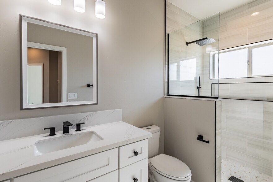 More Photos Of 2786 McCulloch N blvd, Lake Havasu City Multifamily For Sale