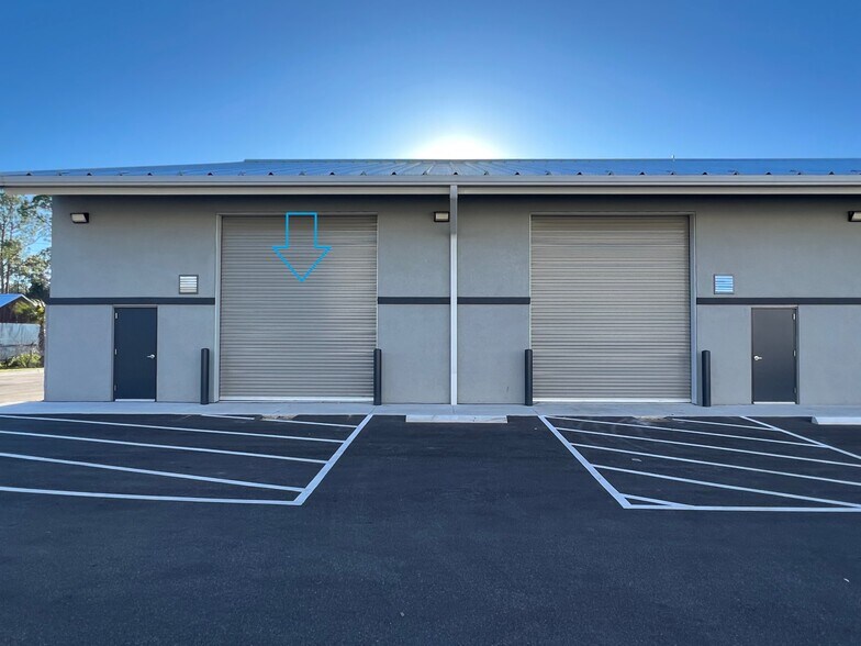 More Photos Of 400 Sterling Plaza Dr, Ponte Vedra Warehouse For Lease