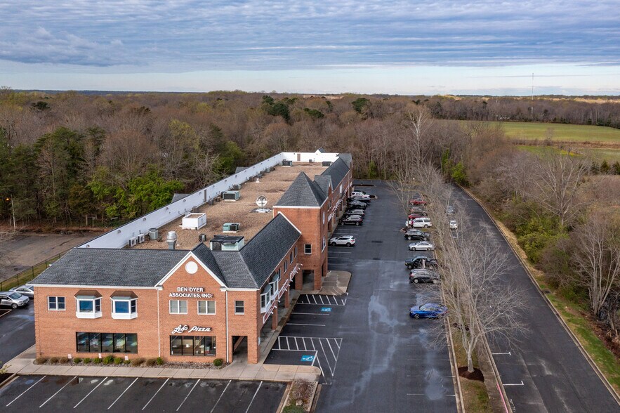 More Photos Of 9375 Chesapeake St, La Plata Storefront Retail Office For Lease