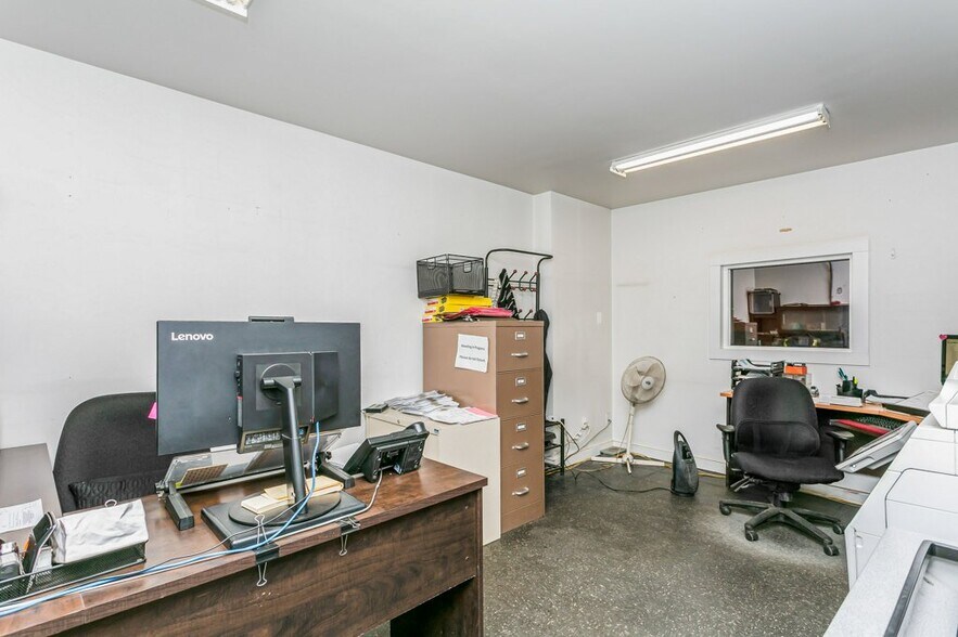 More Photos Of 7912 Yellowhead Trl NW, Edmonton Service For Lease