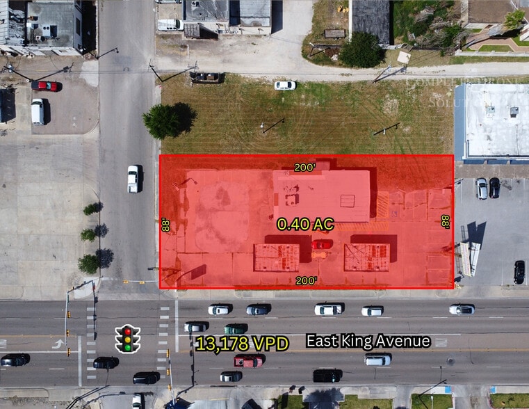 More Photos Of 606 E King Ave, Kingsville Storefront Retail Office For Sale