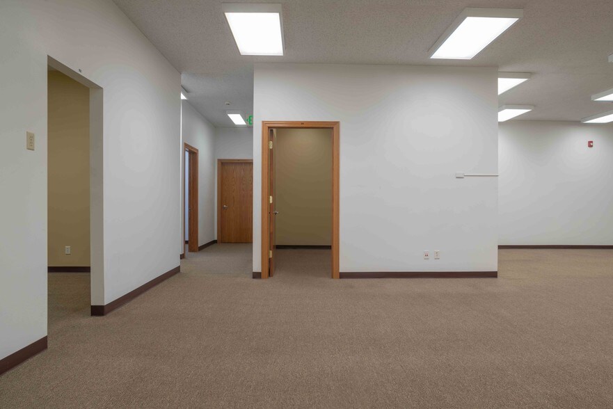 More Photos Of 2055 Garrett Way, Pocatello Office For Lease