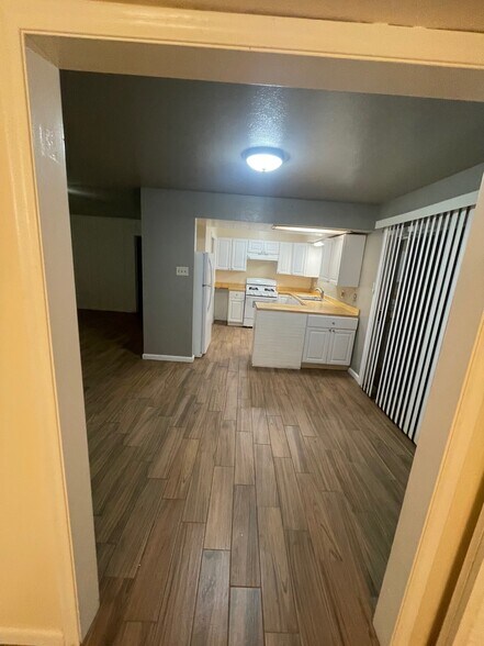 More Photos Of 601 George Ave, Midland Apartments For Sale