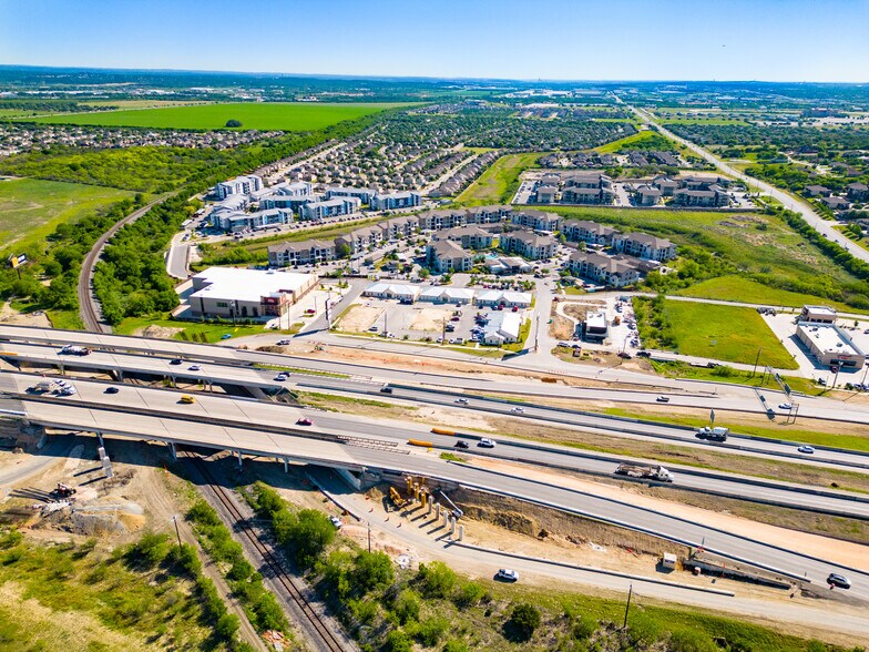 More Photos Of 7323 N Loop 1604 E, San Antonio Office For Sale