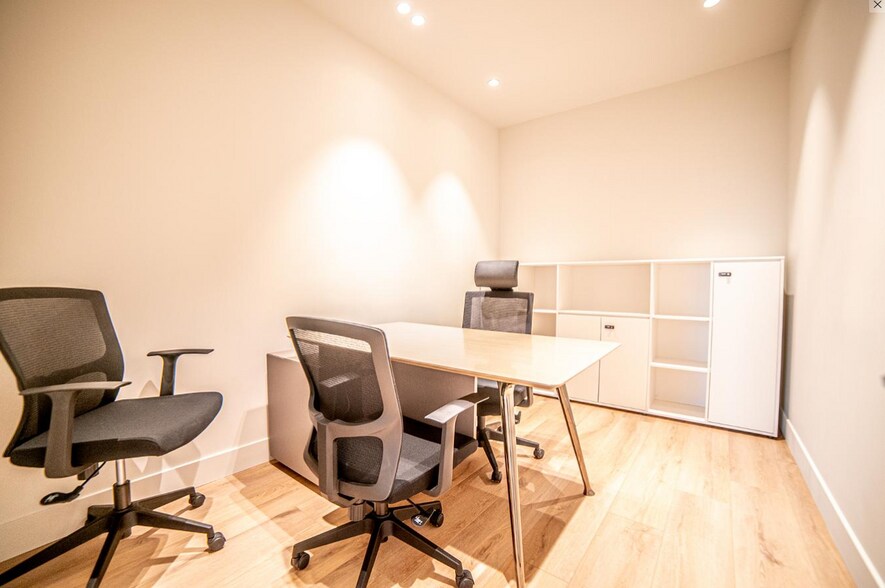 More Photos Of 6388 No. 3 Rd, Richmond Office For Sale