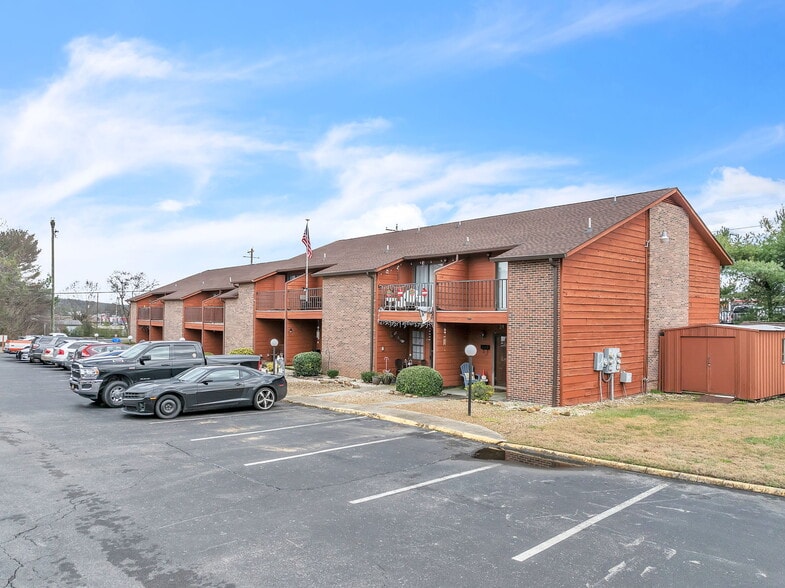 More Photos Of 506 Ellis st, Jefferson City Apartments For Sale