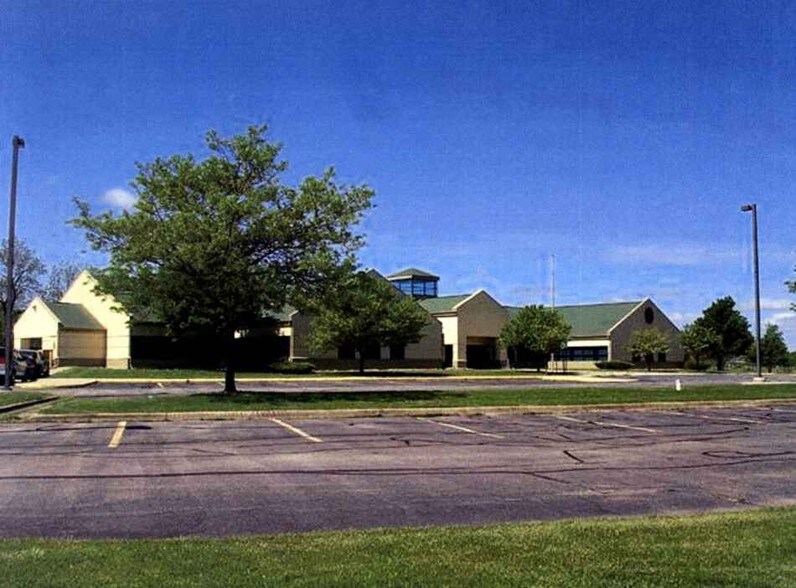 More Photos Of 10650 S Bennett Dr, Morrice Medical For Lease