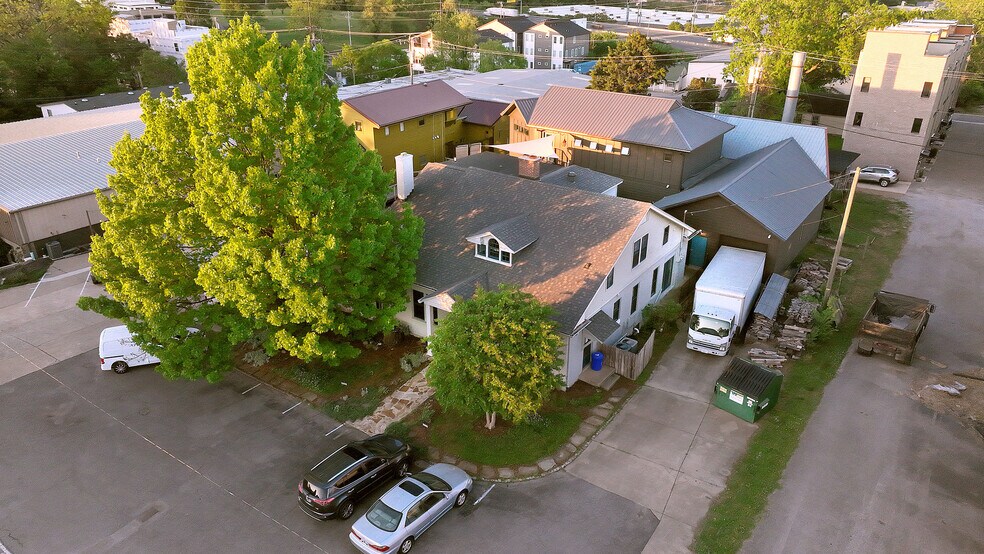 More Photos Of 2606 Westwood Dr, Nashville Light Distribution For Sale