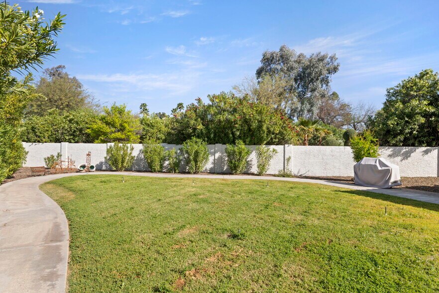 More Photos Of 10448 N 106th Pl, Scottsdale Assisted Living For Sale